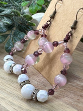 Load image into Gallery viewer, Soft Pink with Sharp white
