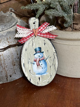 Load image into Gallery viewer, Snowman Wall Hanger
