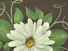 Load image into Gallery viewer, Daisy
