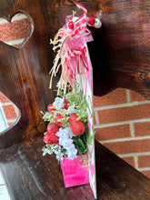 Load image into Gallery viewer, Hearts Hanger
