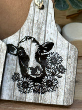 Load image into Gallery viewer, Cow Tags
