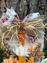 Load image into Gallery viewer, Give Thanks Fall Arrangement

