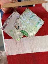 Load image into Gallery viewer, Triple Diamond - Brown
