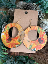 Load image into Gallery viewer, Pumpkins Wood Earrings
