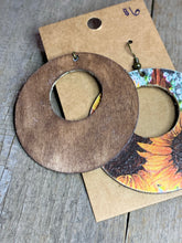 Load image into Gallery viewer, Sunflower Wood Earrings
