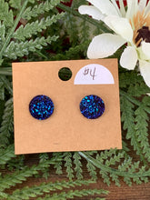 Load image into Gallery viewer, Larger Druzy Style Earring
