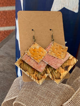 Load image into Gallery viewer, Triple Diamond - Brown
