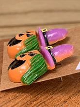 Load image into Gallery viewer, Halloween Witch
